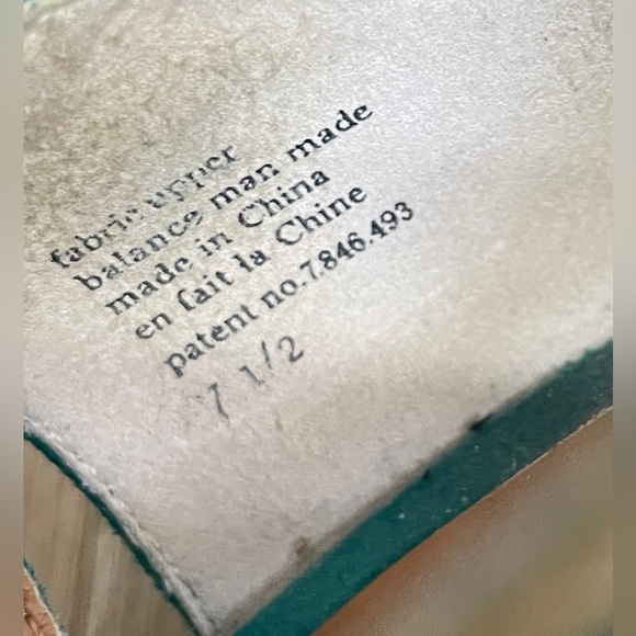 BC because music is my heartbeat Vegan Teal Suede Strappy Open Toe Wedge Sz 7.5 - Picture 4 of 6